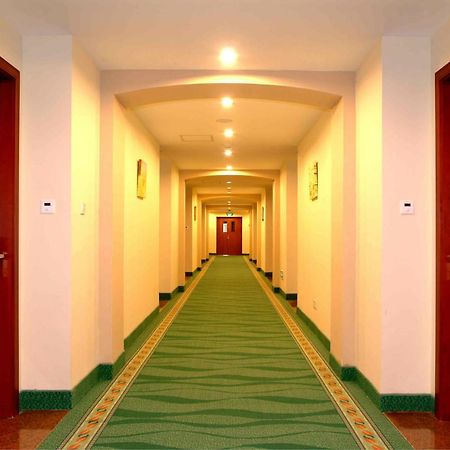 Greentree Inn Beijing Chaoyang Shilihe Antique City Express Hotel Exterior photo